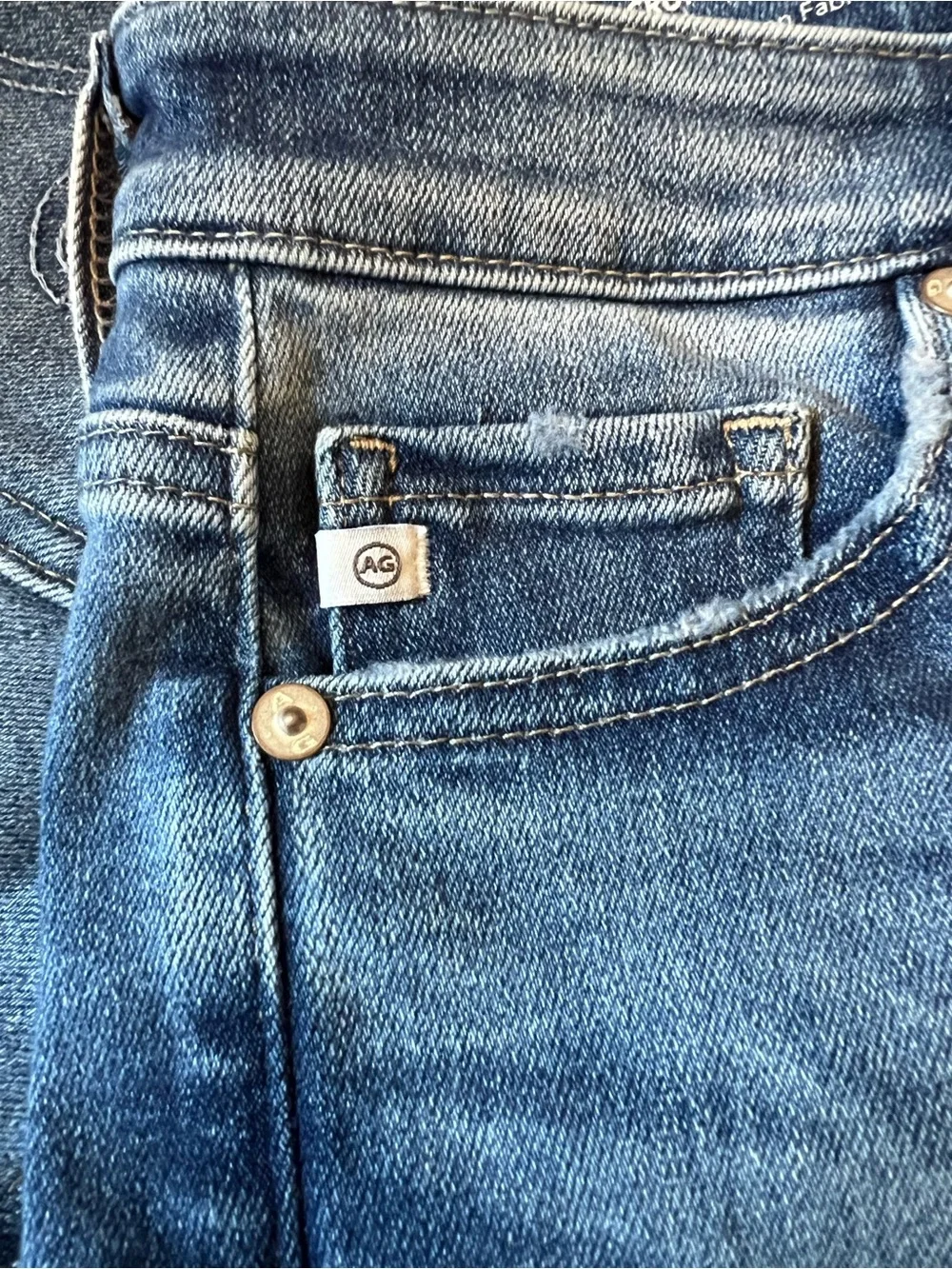 Ag Adriano Goldschmied Light Wash Cropped Straight Jeans NWT - Picture 4 of 7